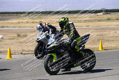 media/Aug-13-2023-CRA (Sun) [[1cfc37a6fb]]/Race 7 600 Supersport/Grid Shots/